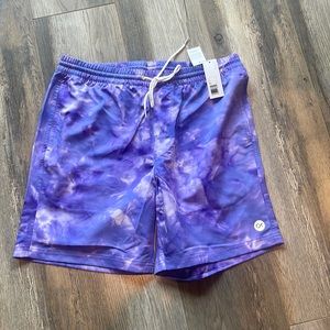 Outerknown (32-34) medium volley shorts